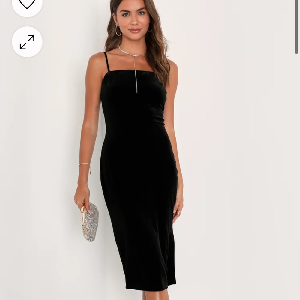 Lulu's Paulina Black Velvet Bodycon Midi Dress